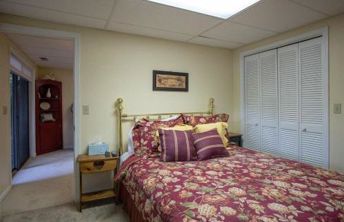 Connestee Lakefront Retreat · Lakefront Retreat in Connestee Fal - Foto 25