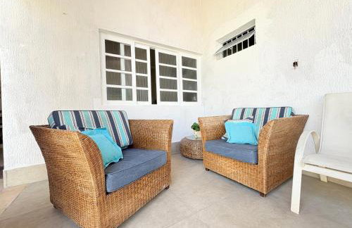 CASA ACONCHEGANTE e PERTINHO DA PRAIA - Foto 7