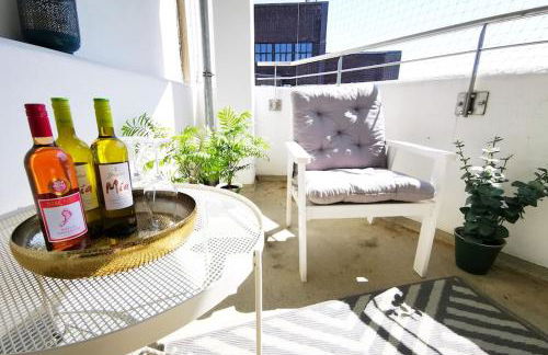 HH 04 by ROCKCHAIR - SUPERHOST Status - Modernes Apartment mit sonnigem Balkon & premium Boxspringbetten in Winterhude - Hamburg Top Geheimtipp - Foto 7