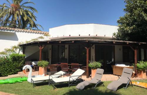 Villa with Heated Pool and Jacuzzi close to Puerto Banus and Beach - Photo 36