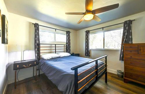 Walk to Dtwn! Dog-Friendly Oakhurst Gem with Yard - Foto 21