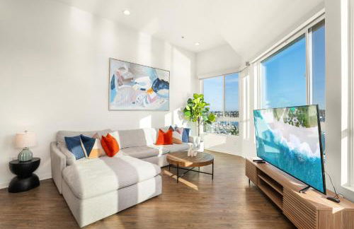 Ocean's Edge 2BR Penthouse - Infinite Blue Views - Foto 1