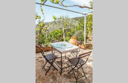 PONTINOS OLD HOUSE - Photo 24