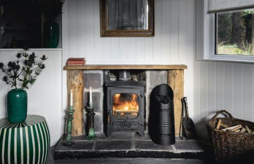 Timber Cottage - Photo 5