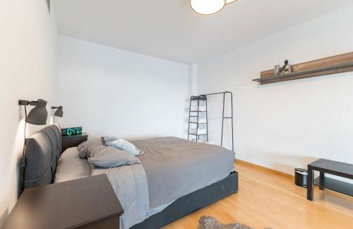 Loft moderno con terraza y piscina en Valencia - Foto 28