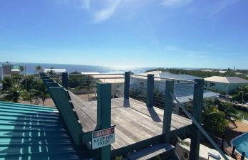 Private Lazy River Pool, 4-bed house, & dock - Foto 43