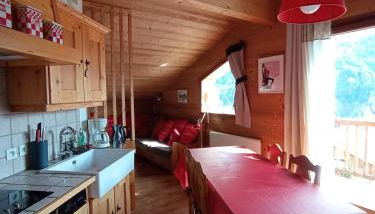 DUPLEX 50 m2 aux pieds des pistes les saisies hauteluce et contamines montjoie 6 personnes 1 chambre et un coin nuit - Foto 4