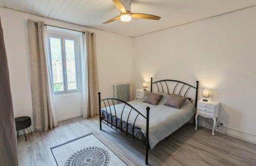 à 5mn de la réserve Africaine, charmante maison de village avec patio - Foto 5