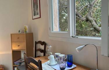 Studio chez Charles et Marie, indépendant de la maison, accès piscine, très calme, - Foto 7