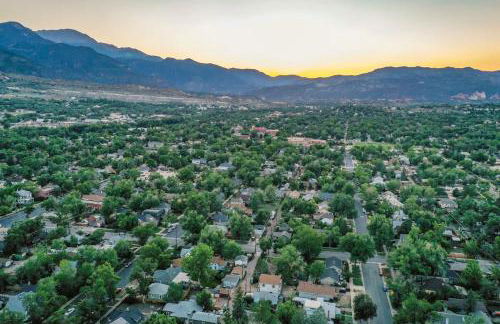 Baby Blue - Hot Tub Easy Access to Top Locations - Foto 51