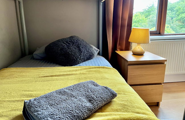 Immaculate 3-bed House With Private Secure Garden - Foto 11