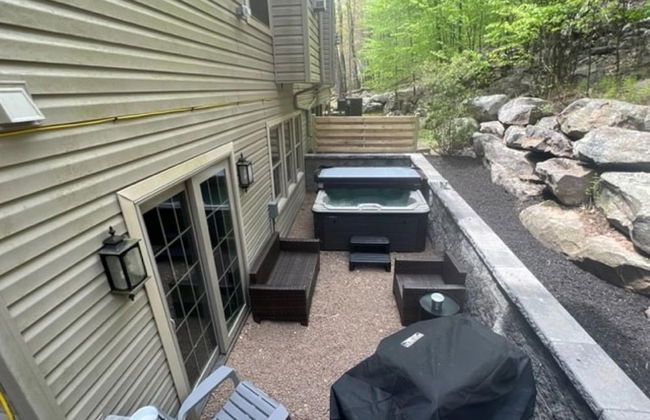 Pocono Retreat -1 Mile to Lake and Skiing - Foto 41