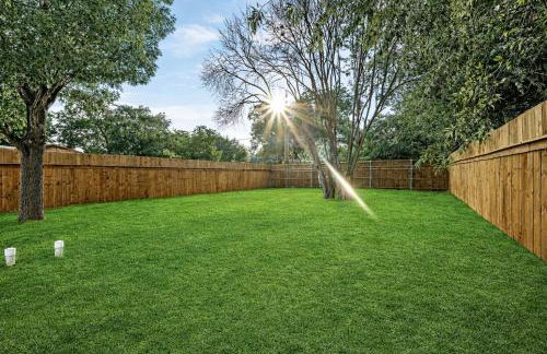 New Luxury 5BR 7BD Home Near Airport, Sleeps 10 plus - Foto 31