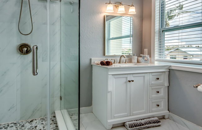 Golden Globe - Luxury on the Canal With Pool spa - Foto 24