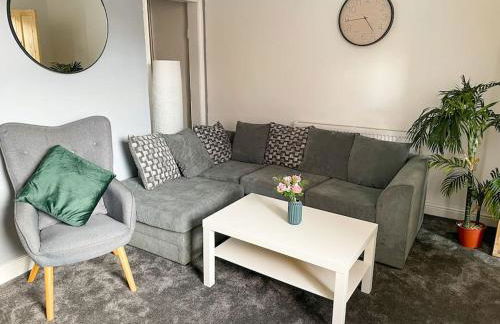 Perfect for Contractors! Free Central Parking! - Foto 9