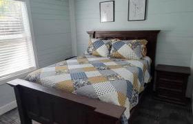 Charming Cabin in the Woods - Peaceful Glamping Spot near Owensville, Missouri - Foto 4