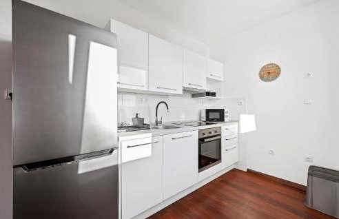 Cozy Home In Primosten With Wifi - Photo 17