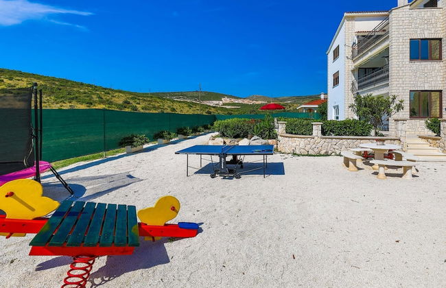 Scenic Elegant Trogir Villa With Pool - Foto 61