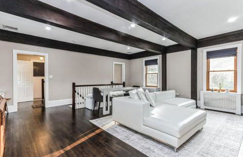 Enchanting Historic Home near West Point Beacon - Foto 8