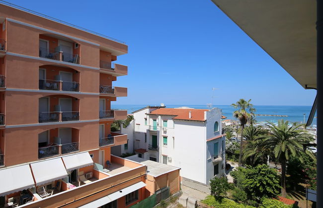 Apartment 20 Meters From The Sea 7 Beds With Small Sea View - Foto 43