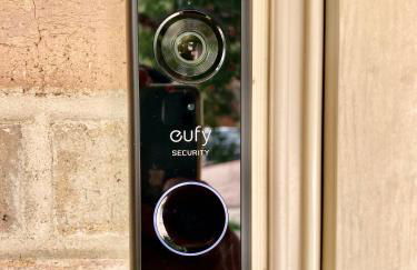 Artsy Home close to USAFA with Fireplace and Patio - Foto 39