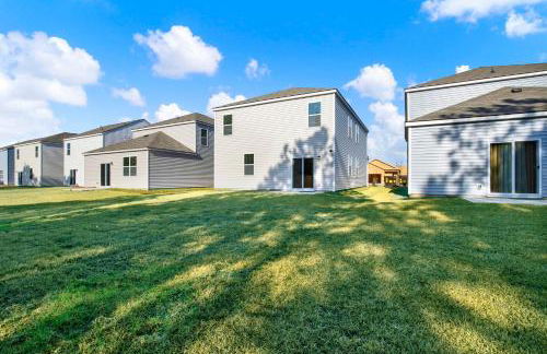 5kings Pool pickle-ball 100"TV PS5 fishing pond - Foto 44