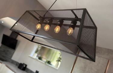 Modern 2 Bedroom Private Detached Cottage - Photo 24