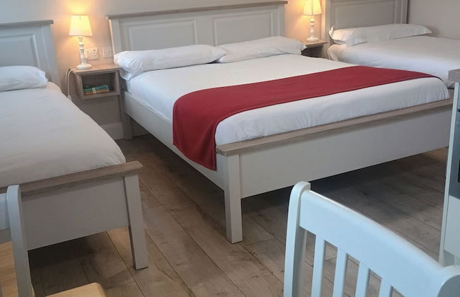 Mattys Pub & Apartments - Foto 14