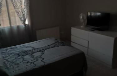 Apartamento Duartes en Barbastro vistas al pirineo - Foto 6