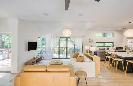 Mill Creek by Avantstay Modern Design, Patio, Hot Tub - Foto 14
