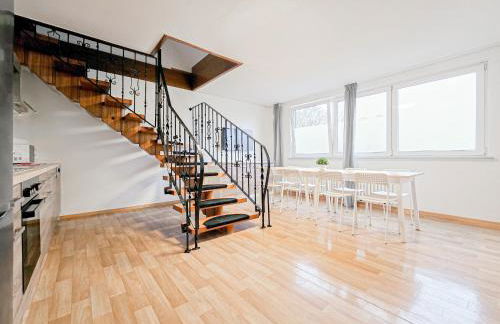 Tolstov Apartments - 4 Room Maisonette Apartment - 25 min Messe DUS - Photo 3