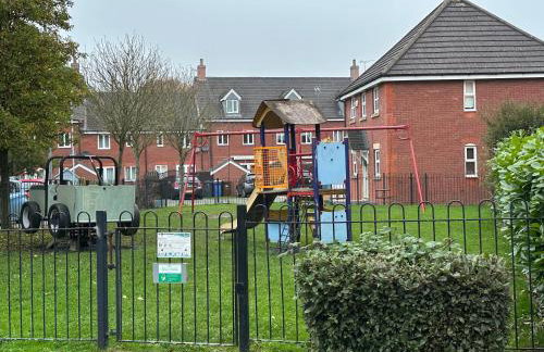 Dovefield House - Modern 3 Bed Home from Home - Alton Towers, Uttoxeter Races - Foto 40