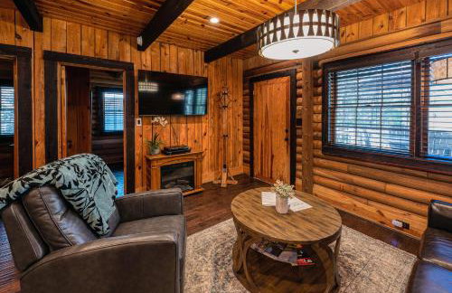 Cozy Lakefront Cabin on Lake Nantahala with Dock - Foto 9