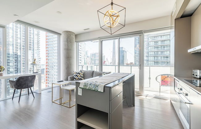 The Estate Entertainment District - Photo 17