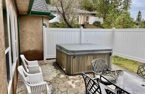 Peacock Suite Hot Tub Sleeps up to 4 Bbq - Foto 13