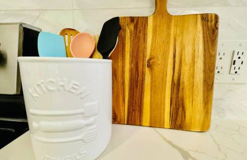 Gorgeous Abode 3 Bedrooms Hide-out in Mesa - Photo 54