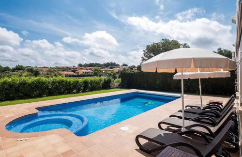 Villa Finesse 1 - Lovely 3 Bedroom Villa - Great Pool Area - Perfect - Foto 65