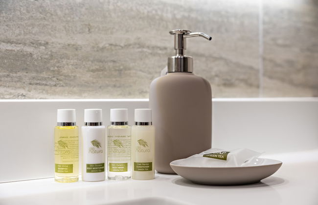 WelHome - Seaside Serenity: Spacious 1 BR in Maritime City - Photo 19