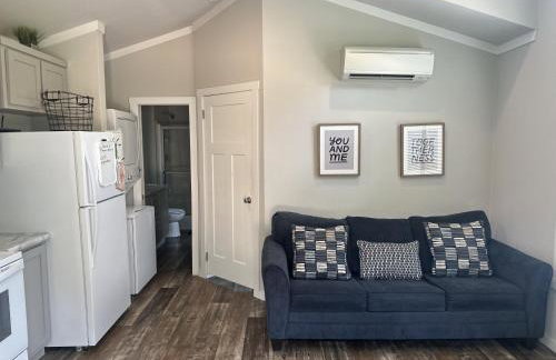 Charming Tiny Home! Close to Oxford, Sardis Lake, Safari Animal Zoo - Foto 24