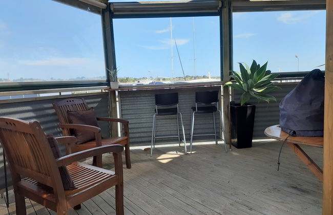 Boat Haven Studios - Photo 14