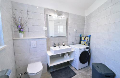 Apt3 - Villa Perla with swimming pool, Lovran - Opatija - Photo 40