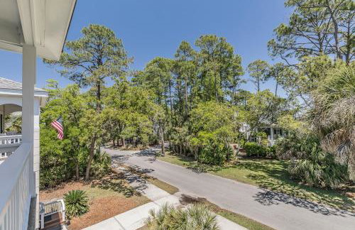 New Listing! Walking distance to Marina. - Foto 42