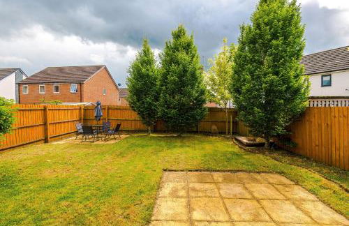 Relax in Style at Wedgwood House 3 BR Home with Garden & Parking - Foto 37