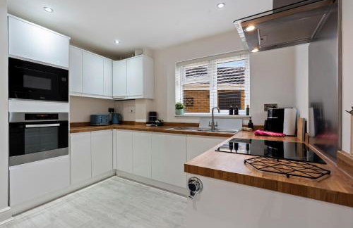 Tilly's Townhouse With parking - Foto 8