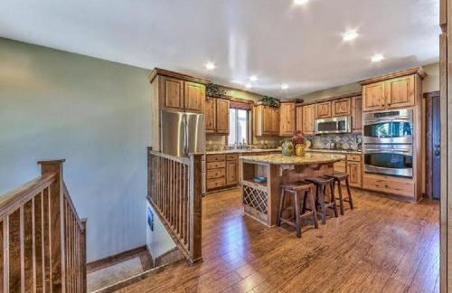 Lv12 luxury villa with hot tub, close to skiing - Foto 7