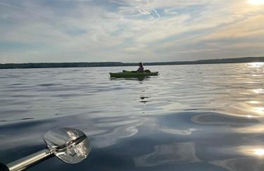 Saratoga Lake Boathouse Retreat - Photo 17