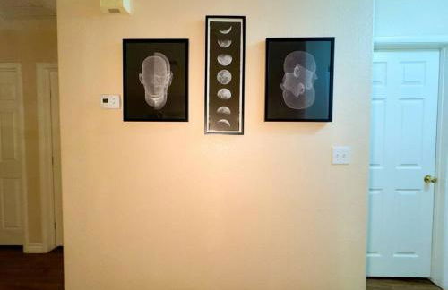 Spacious 4BR Fam Retreat King Bed WIFI And Parking - Foto 22