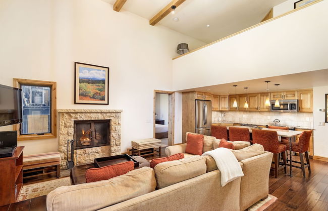 Fifth Avenue Condominiums by Frias - Foto 37