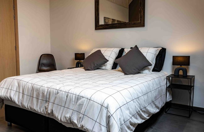 Villa With Swimming Pool in Erembodegem - Photo 9