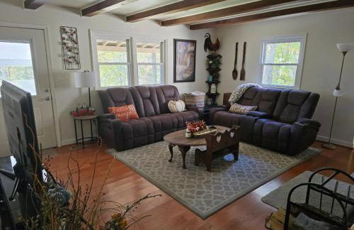 Hidden Gem on Hidden Valley Lane - Photo 43